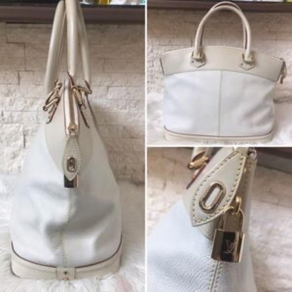 🔥EXTRA LARGE🔥Louis Vuitton Suhali Lockit GM Bag